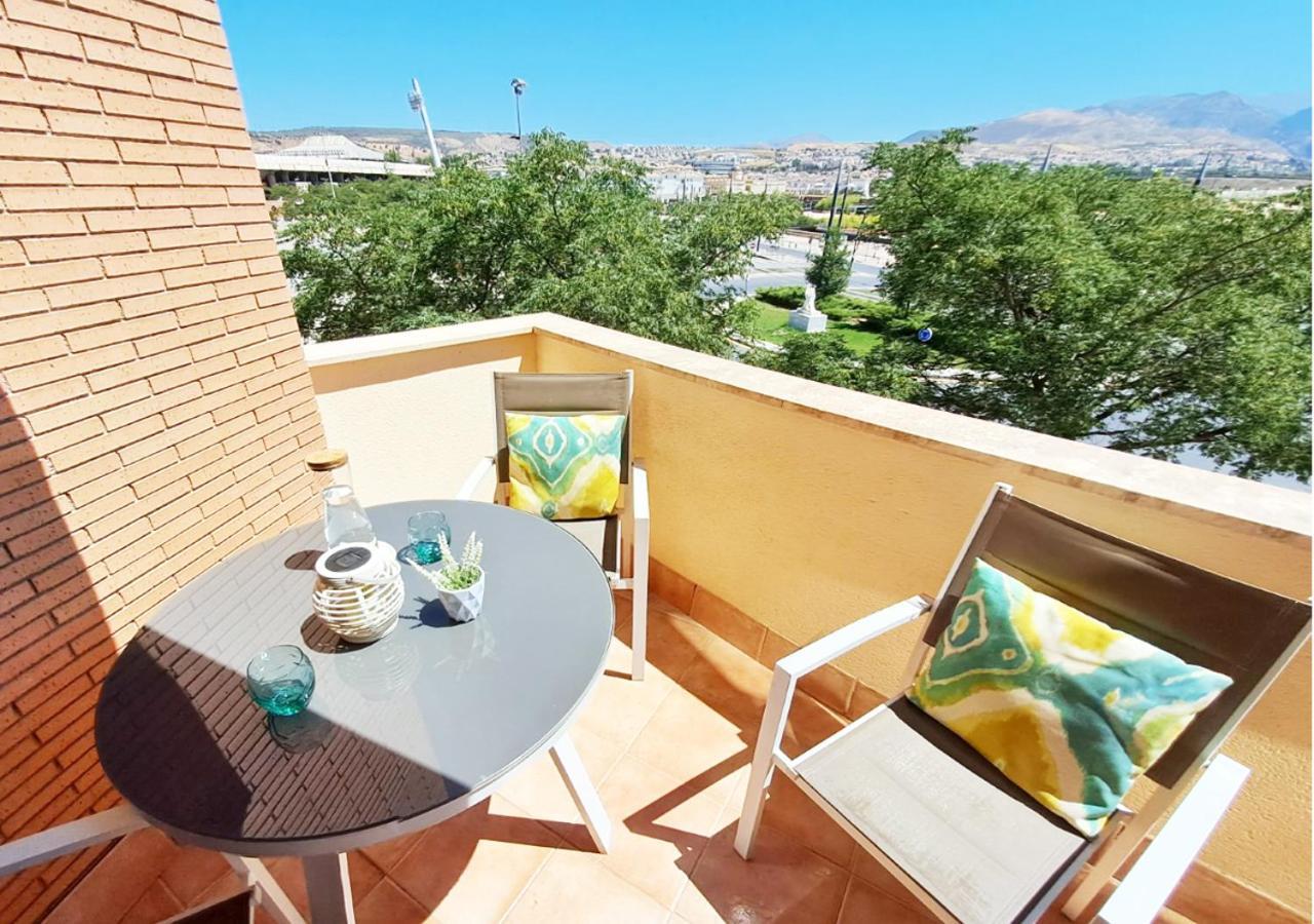 Luminoso Apartamento A 10 Minutos Del Centro Apartment Гранада Екстериор снимка